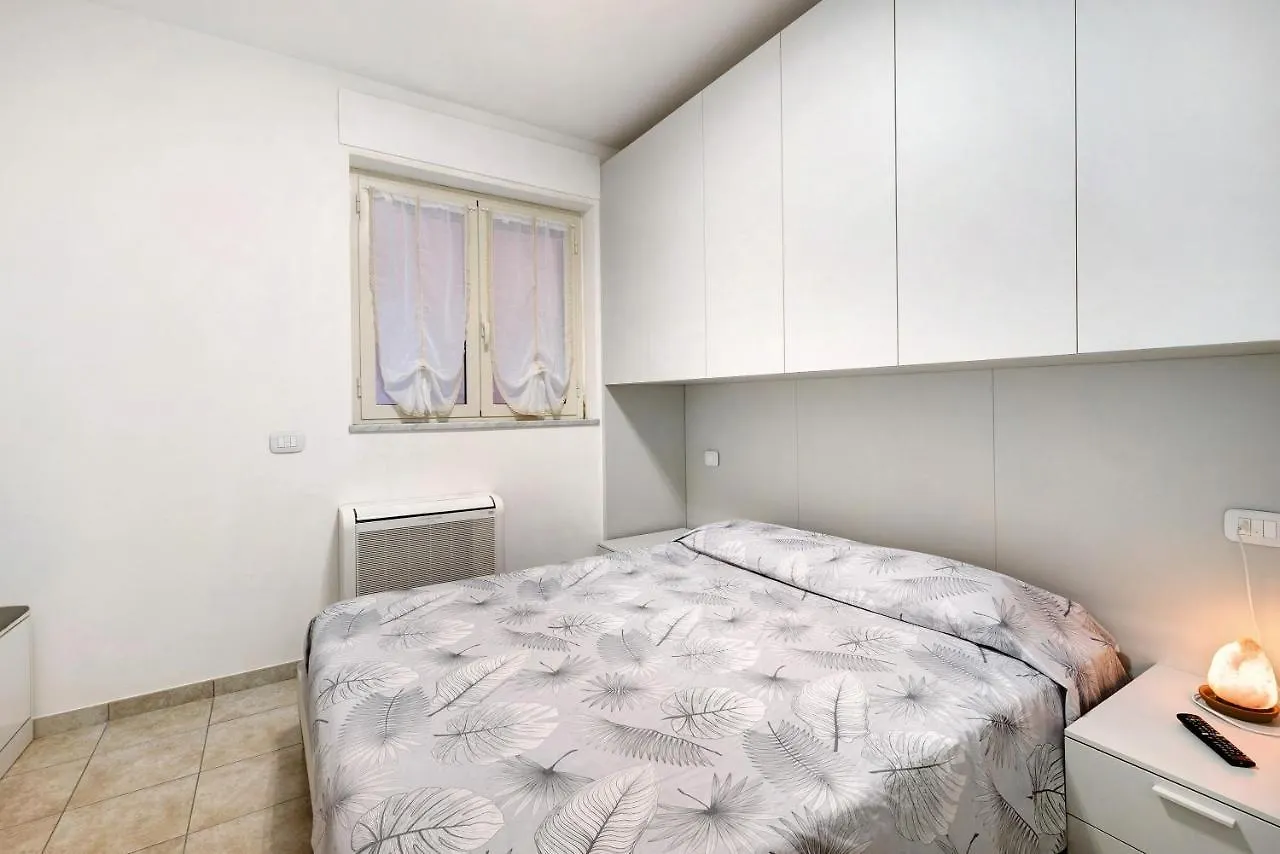 Apartment Condomino Alba Chiara 6 Loano Italy